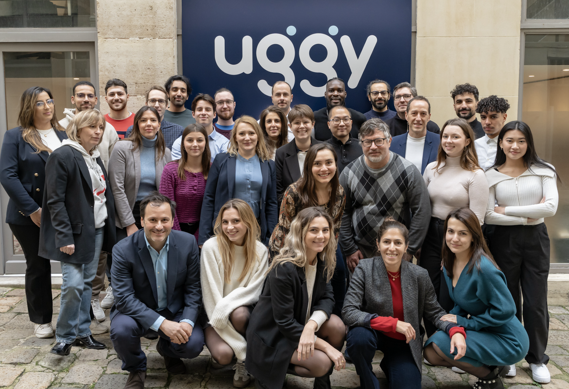 photo de groupe de l'équipe uggy Focus sur les valeurs d’uggy